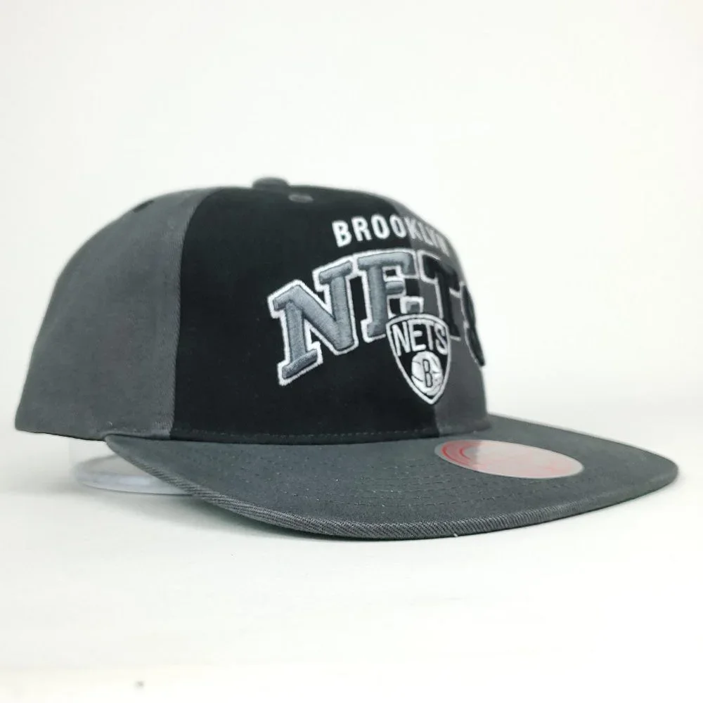 Brooklyn‎ Nets Mitchell & Ness NBA Deadstock Snapback Hat 3D Logo Gray Black Cap